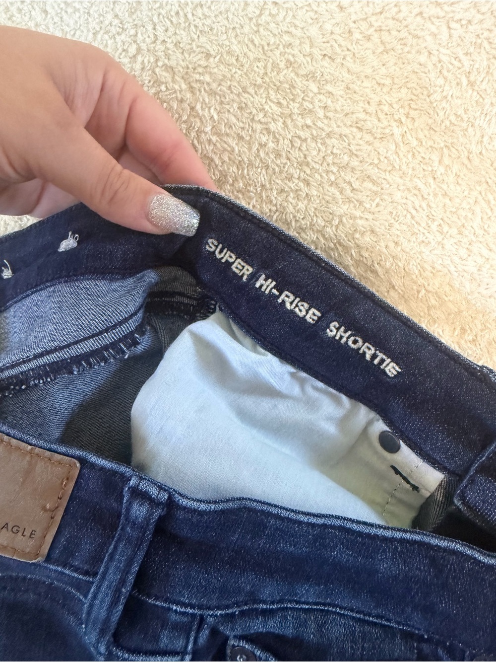 American Eagle super high rise shorts size 8 - Picture 2 of 3